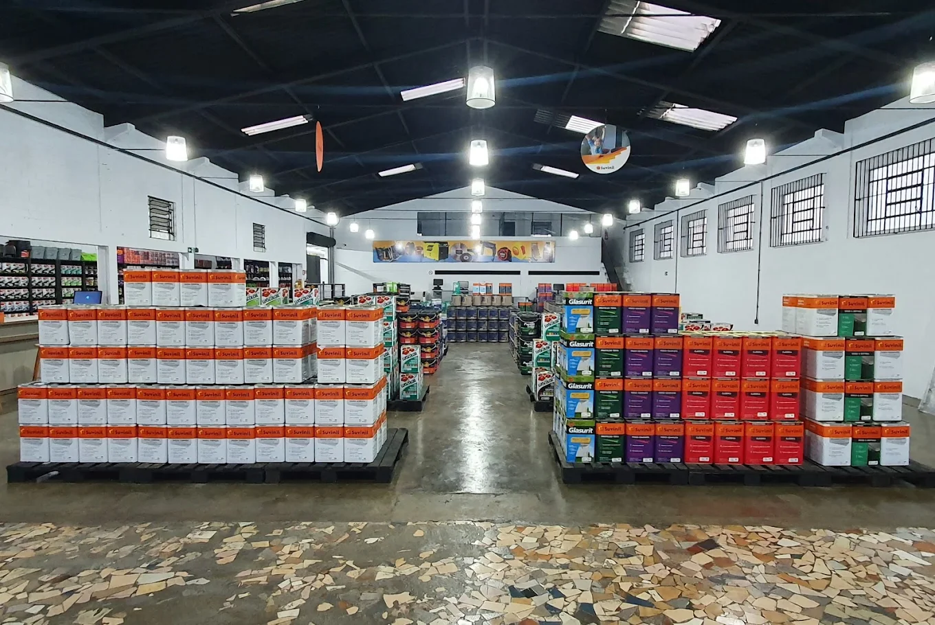 Estoque de tintas Makro Tintas