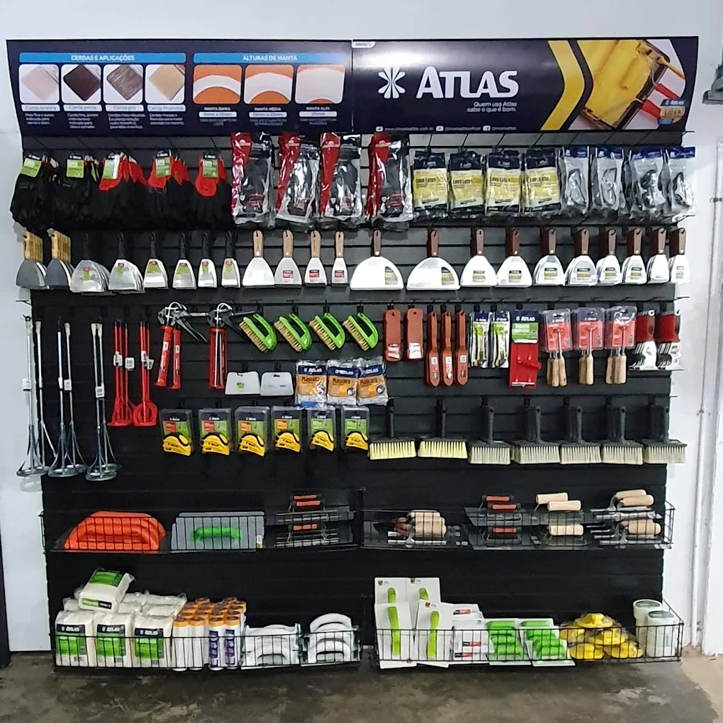 Produtos WEG expostos na loja